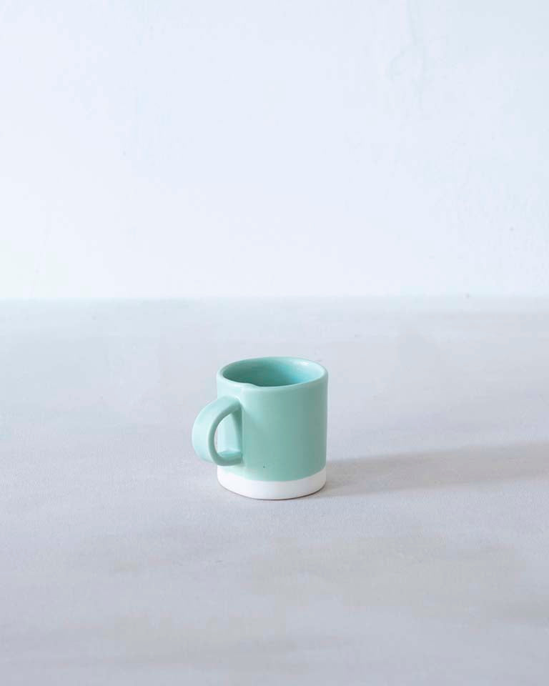 Porceclain Espresso cup / Tasse à espresso Porcelaine