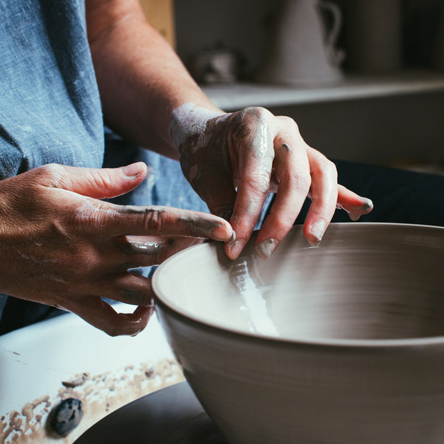 Céramique artisanale et cours à Montréal – Atelier Make