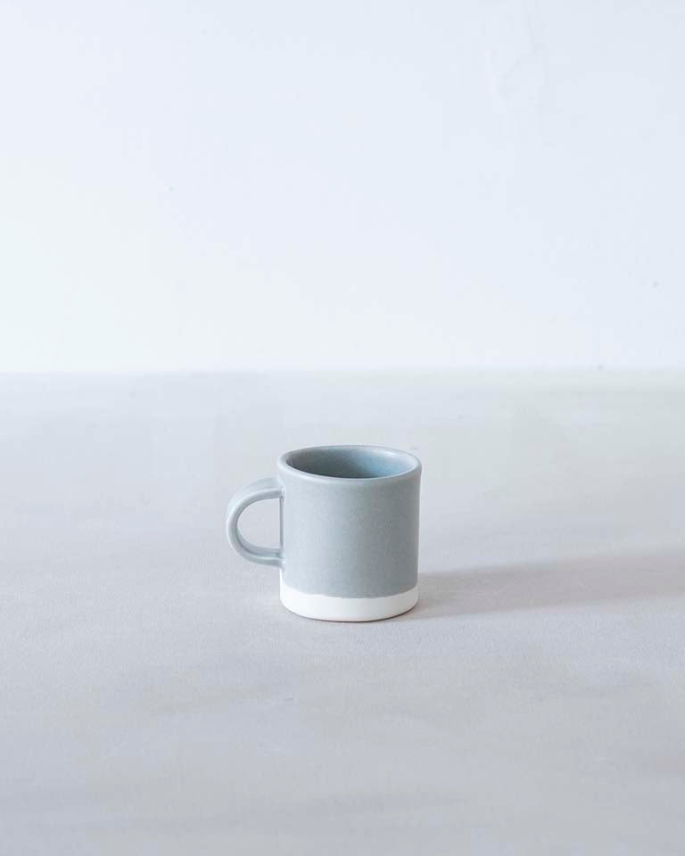 Porceclain Espresso cup / Tasse à espresso Porcelaine