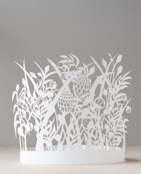 Paper Cutouts - Flora and Fauna / Découpe de papier - La faune et la flore