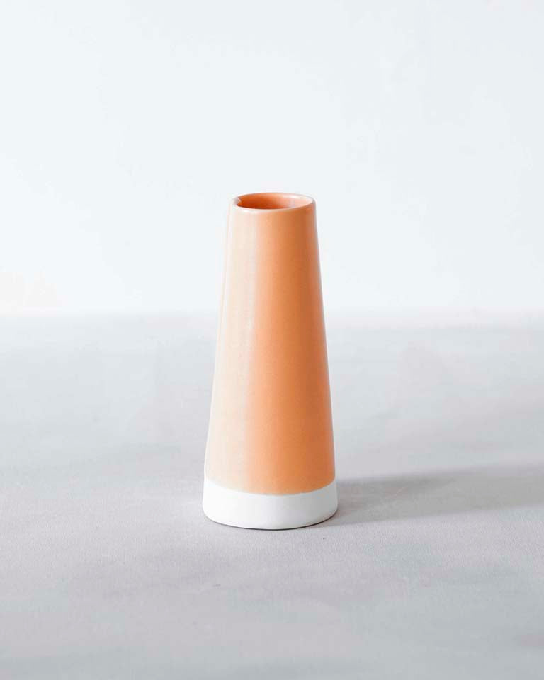 Porceclain Satin Vase - Small / Vase - Petit Porcelaine